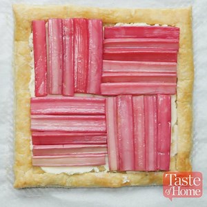 349K views · 339 reactions | > Get the recipe for this Rhubarb Tart: https://trib.al/SkPNjov | Taste of Home | Facebook