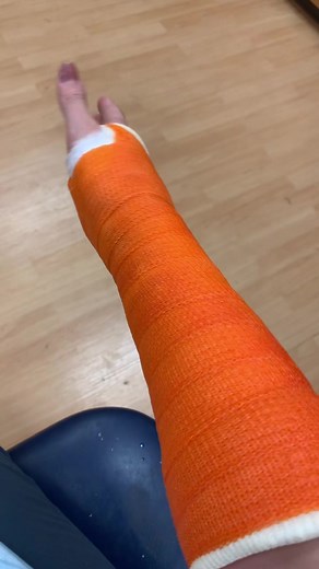 Practicing Arm Cast Application