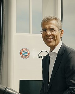 FC Bayern München and MAN gave the go-ahead for the charging park for fully electric commercial vehicles at the southern bus park of the Allianz Arena – a social contribution in terms of sustainability and a new standard in the utilization of the existing infrastructure at football stadiums. More details in the video. | MAN Truck & Bus