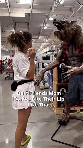 Best Friends Mom Don’t… Bite Their Lip Like That