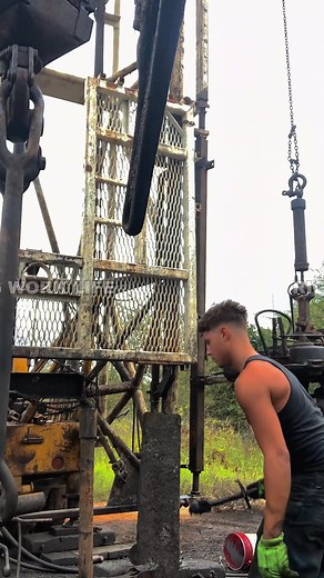 21K views · 304 reactions | Oilfield Drill Pipe Connection #rig #connection #pipe #drilling #oil #oilandgas | Rig work Life | Facebook