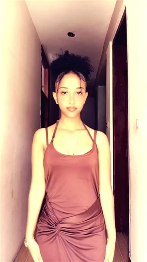 ☺️🤭#fyp #viral #dancechallege #maki #creatorsearchinsights