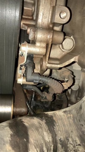 What’s the scoop on dd13 water pump failures?? #dd13 #detroit