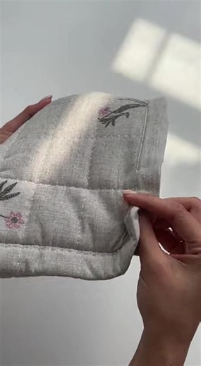 Wake up knowing exactly what happened to your body last night. 📱 ✨ Built-in sensors track heart rate, movement & sleep stages in real-time ✨ Gentle, sleep-inducing soundscapes guide you into relaxation ✨ Get a daily visual data report to understand your sleep patterns Not just comfort—it's your personal health assistant. 🛒 Experience how technology redesigns the perfect night. #SleepTracker #HealthySleep #SmartWellness #SleepSounds #SleepData