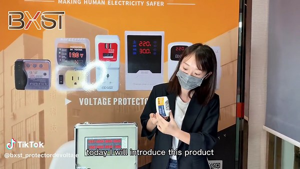Uso del Protector de Voltaje para Equipos Electrónicos