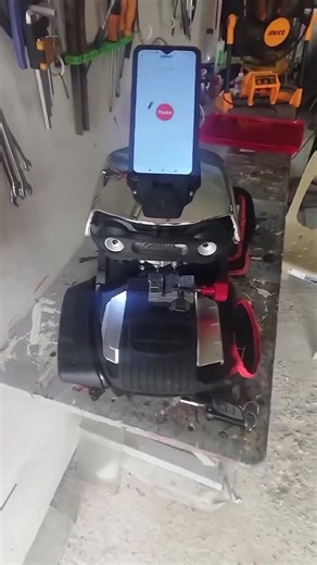 This app/tool assists an operator in creating a copy of a key without having the original one