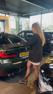 BMW M5 CS met 636 PK💥🔥🚘 ✔️ Carbon pakket 😍 ✔️ 53.957 km ✔️ 2021 💸 €149.950 Je vindt deze auto in de showroom van @autotijd.nl , in de AutoScout24 app en op AutoScout24.nl.📲👀 #autoscout24 #autoscout24nl #bmw #bmwm5 #bmwm5cs #m5cs | AutoScout24