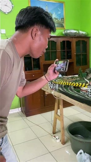 Dibalik Layar Konten Mainan Di Diorama Lereta Api