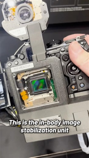 This is how camera stabilization works!