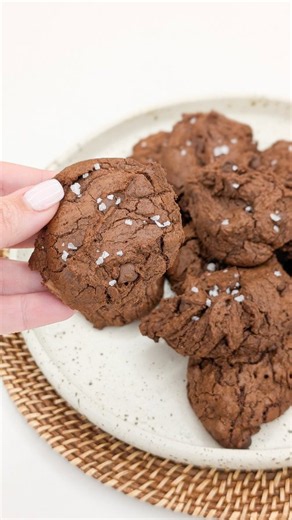 Fudgy brownie cookies easy homemade recipe