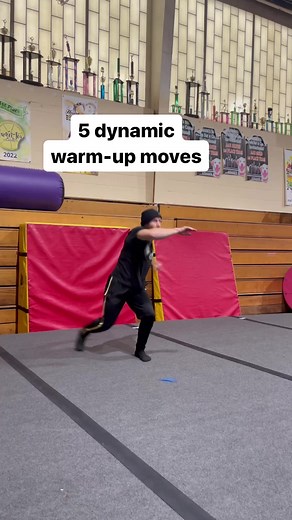 Five full body dynamic warm-up moves I like to use: ➡️1.5 arm circles➡️deep reaches➡️sumo stomps➡️lunge twist kick➡️aggressive seesaw. give them a try! | Yuri Marmerstein