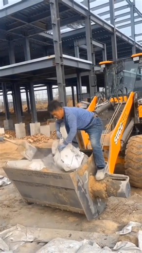 Smart Concrete Mixing Hopper — Mixing + Washing System #viralvideo #automobile #heavymachinery