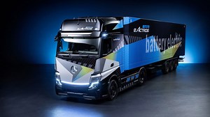 Daimler Launches First Mercedes-branded Electric Semi in Europe