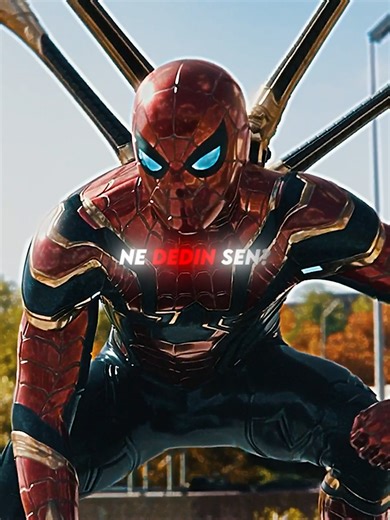 Spider-Man Köprüde Dehşet Saçan Doc Ock'a Karşı! 🦾🕸️ Spider-Man: No Way Home filminden nefes kesen aksiyon! Peter Parker, MIT yetkilisini kurtarmaya çalışırken çoklu evrenden gelen Doctor Octopus ile karşı karşıya geliyor. Teknolojinin sihirle yarıştığı o efsanevi köprü savaşı! 🚗💥 Daha fazla Marvel sahnesi için abone olmayı unutmayın!