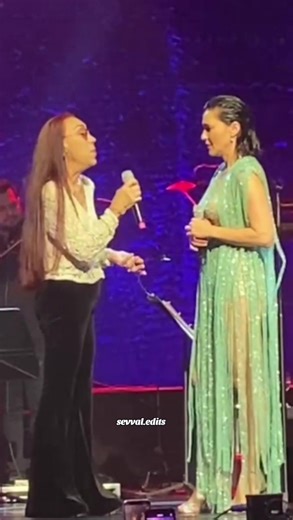 Leman Sam & Şevval Sam - Gül güzeli ( Zorlu PSM Mayıs, 2022) #şevvalsam #sevvalsam #lemansam #gülgüzeli