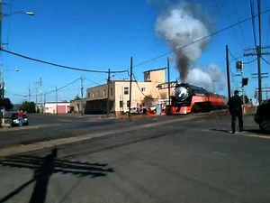 SP4449 pulling through Vancouver, WA