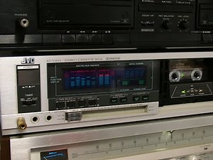 JVC KD-V400 Test