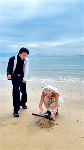 Superman can't fly 4 on Instagram: "Angel's counterattack. #viralreels #viral #viralcontent #angel #viralinstagram"