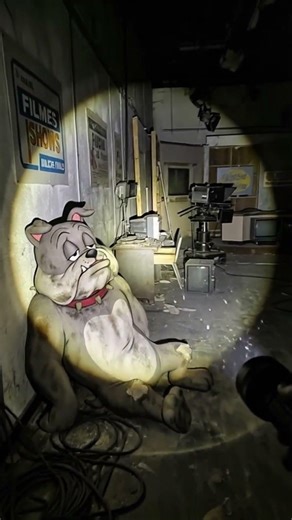 I Found a Cartoon in an Abandoned Studio at Night 😨