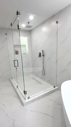 Stylish Glass Shower Enclosures for Modern Bathrooms
