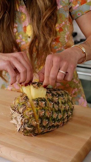 22K views · 514 reactions | Follow @kalejunkie for more! HOW TO CUT A...