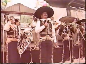 En 1997 Eloy Martínez se presentó con el Mariachi Mexico de Pepe Villa en Pachuca. Tema: UN GRAN AMIGO Autor: Eloy Martínez Celebración: 75 aniversario de ICIPAR @destacar | Isaac Martínez