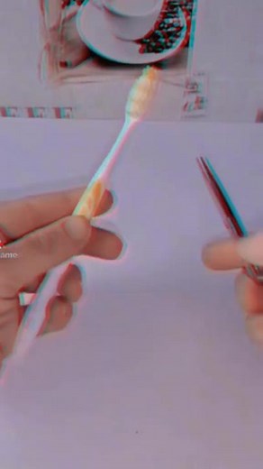 Close-Up Toothpaste Application Techniques