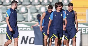 Bryan Gil laughs in face of damning Tottenham exit claims as report claims Real Sociead role available