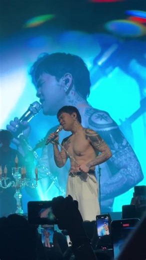 DZ-konwkonw 帅我一脸，现场好像吃了CD，稳的一批#感受一下音乐节现场感染力 #konwknow现场 #Konwkonw