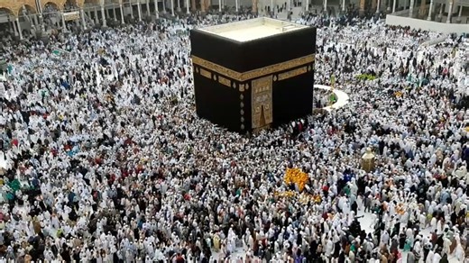 📖 📖 Inspiring Address by Sir Atif Abidi We were honored to have Sir Atif Abidi share his insightful and heartfelt words at our Naat & Qirat Competition event. His speech beautifully highlighted the significance of spiritual growth, the value of meaningful learning, and the importance of nurturing character alongside education. His message not only enriched the event but also left a lasting impact on students, encouraging them to pursue excellence with humility and dedication. 🌙✨ #SBI #NaatCom