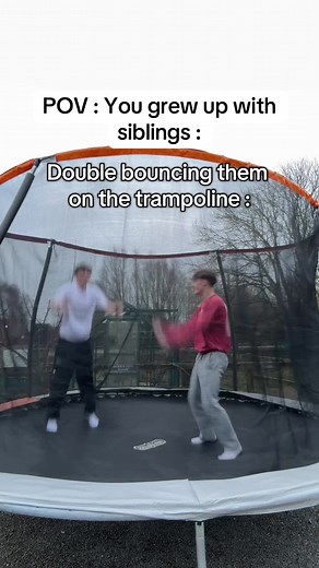 Relatable Sibling Moments That Make Us Laugh