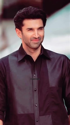 Aditya Roy Kapoor: Bollywood's Rising Star