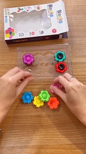 EducaMente® | Unboxing Fidget Blocks | Instagram