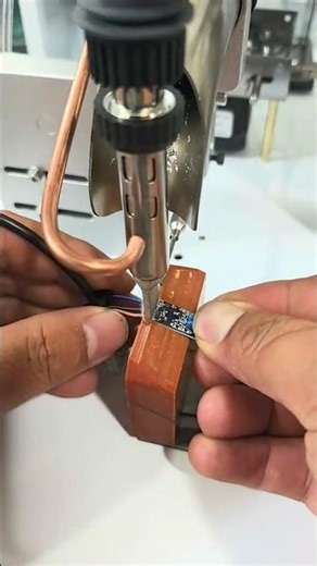 Semi-automatic soldering machine