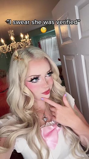 Exploring Lyssy Noel's Return to Social Media