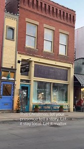 26 reactions | Excelsior Springs… Missouri.... Hometown .. Small business ... Where Christmas magic settles in and stays awhile... @kilgores414company | BarnHouse Vintage Market | Facebook