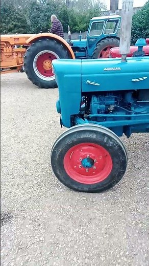 Isle of Wight vintage tractor run 12/10/25 video 2