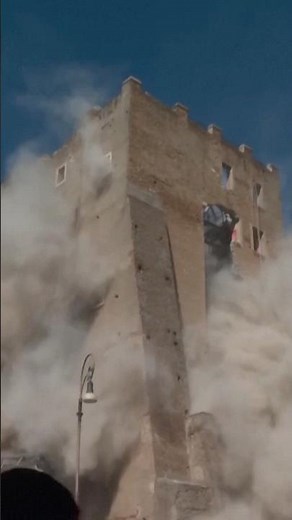 Medieval tower collapses in Rome