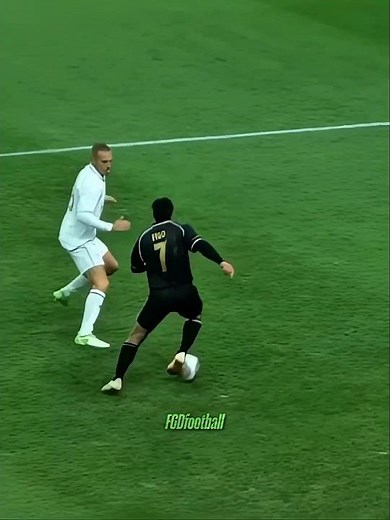 Luís Figo Still Has the Magic! 🤯🇵🇹⚽