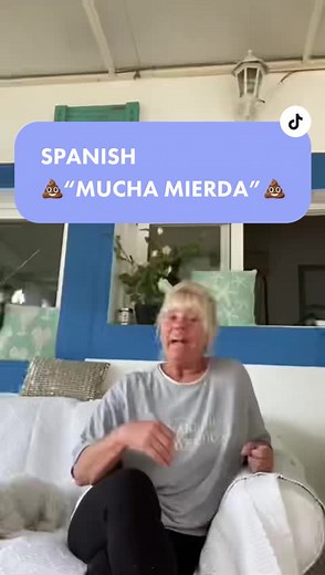 Learn Set Phrases in English and Spanish for Good Luck