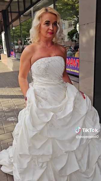 Avantaj Second-Hand - Cautare pentru Mireasa Pierduta