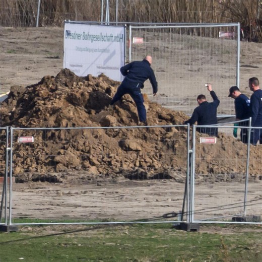 550-pound WWII bomb defused after thousands evacuated