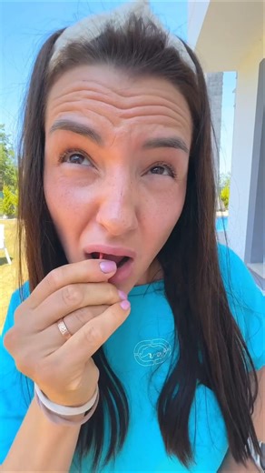 डोली के दांत में फंसा ढक्कन 🤣~ mini wood toy -woodworking art skill/wood/and crafts / #shorts