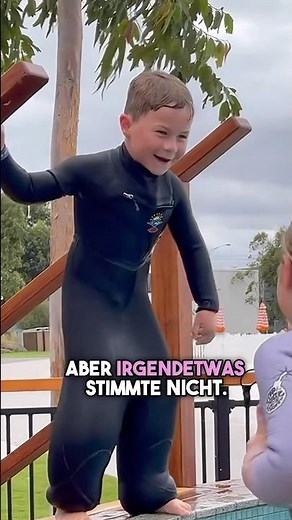 Als würden sie statt Surfen Wasser transportieren 😂