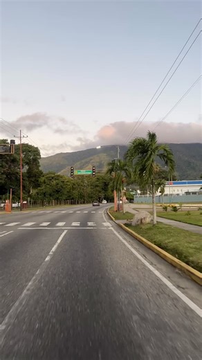 Marc Perez on Instagram: "Pasando por el IUTY en San Felipe Yaracuy #iuty #sanfelipe #Yaracuy"