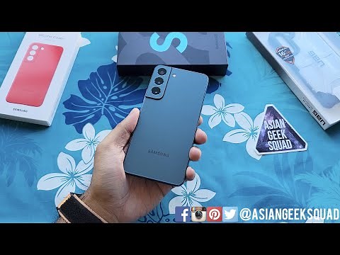 Unboxing the Samsung Galaxy S22 in GREEN!
