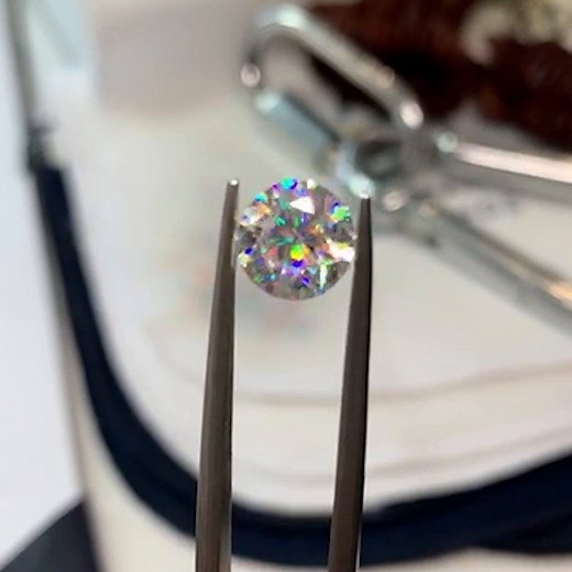 7.3K views · 117 reactions | Your love outshines all. Unleash breathtaking brilliance and embrace every colorful facet of your love with THE LEO First Light® Diamond. #LeoFirstLight #FacetsOfLove | Jared Jewelers | Facebook