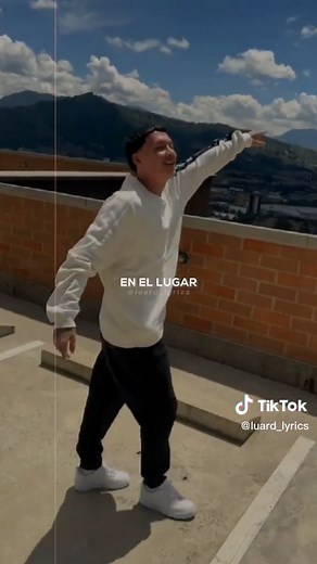 Mami Tu Solo Escribe - Blessed Medellin Music Video