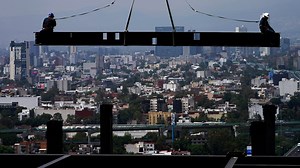 Mexico scraps daylight saving time except along border