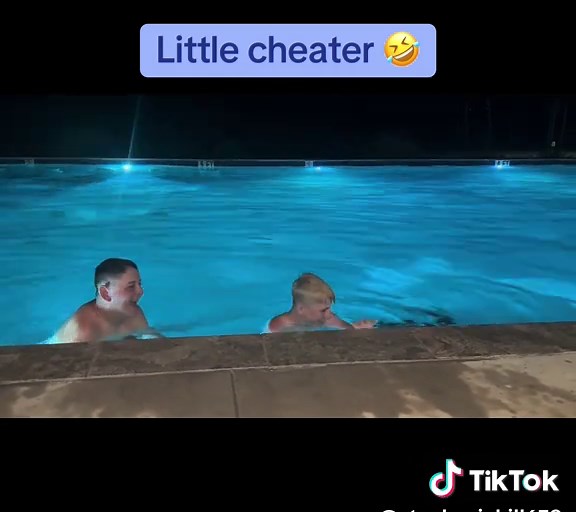 Pool Breath Holding Contest: Kason's Cheeky Win 😂